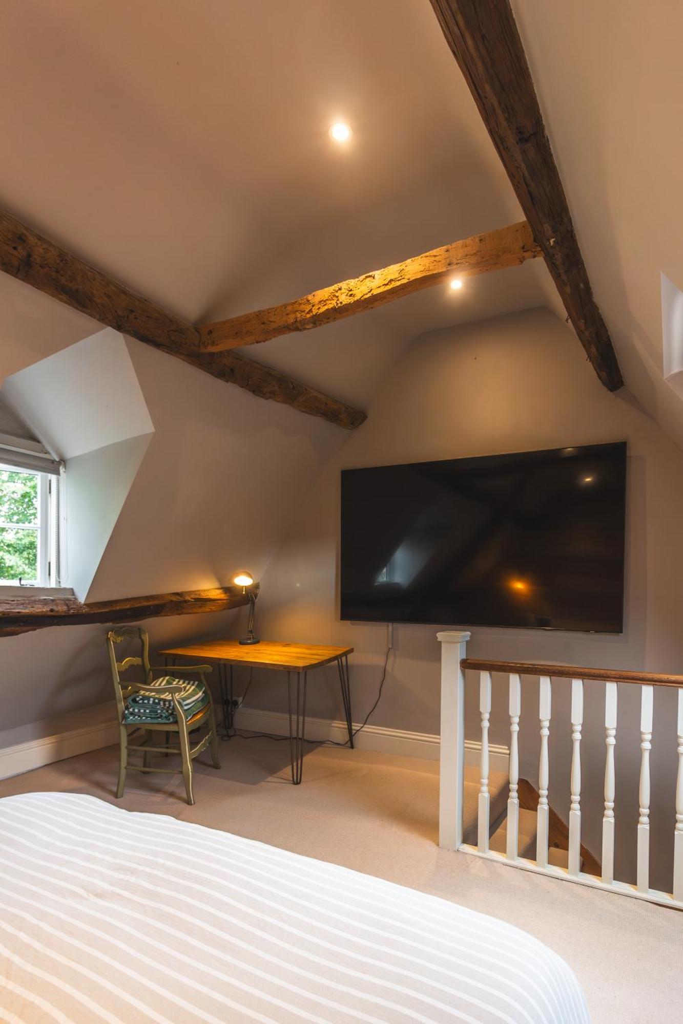Cotswold Cottage- Central 威特尼 外观 照片