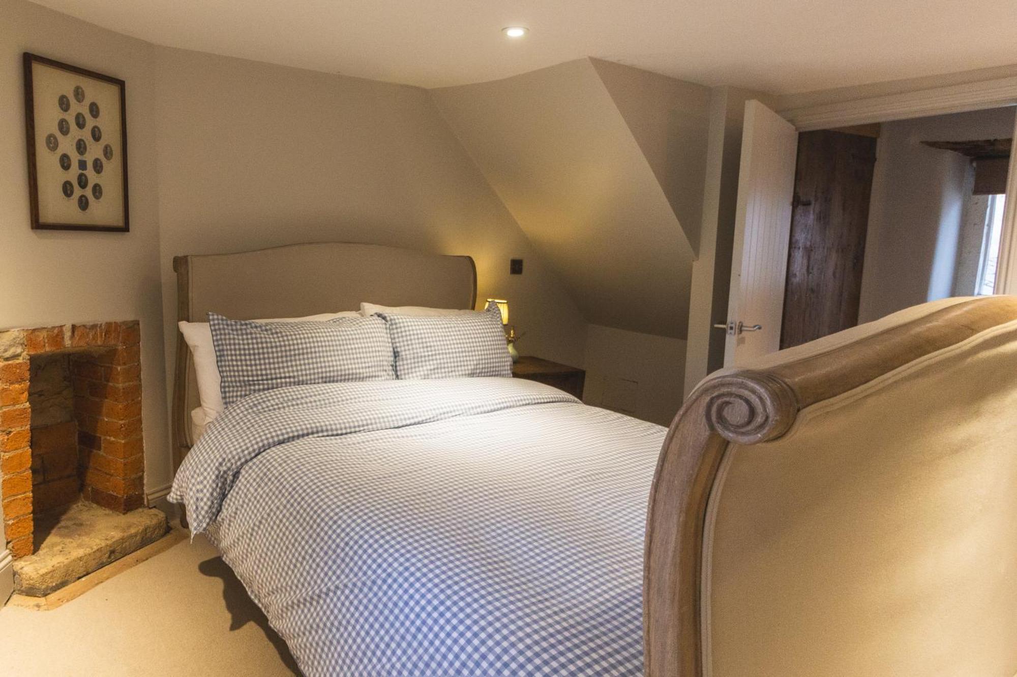 Cotswold Cottage- Central 威特尼 外观 照片